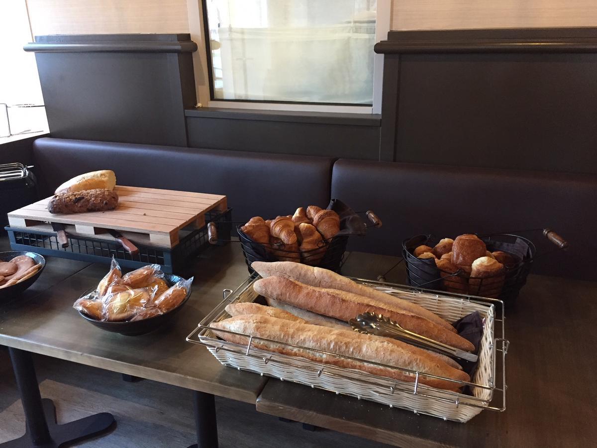 Hotel De La Gare - Restaurant Bistro Quai Ла-Рош-сюр-Йон Экстерьер фото